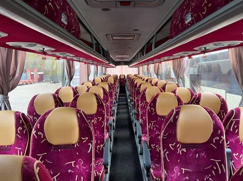 Салон Prosto Bus Plus із зручними сидіннями для пасажирів під час поїздки
