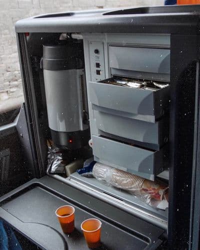 Гаряча кава в автобусі Оріон авто